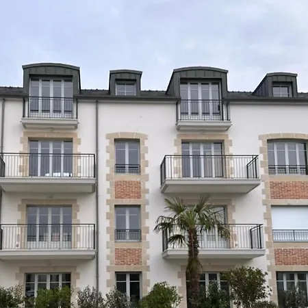 Le Duplex Saint-Corentin - Hyper Centre - Parking Prive Quimper Exterior photo